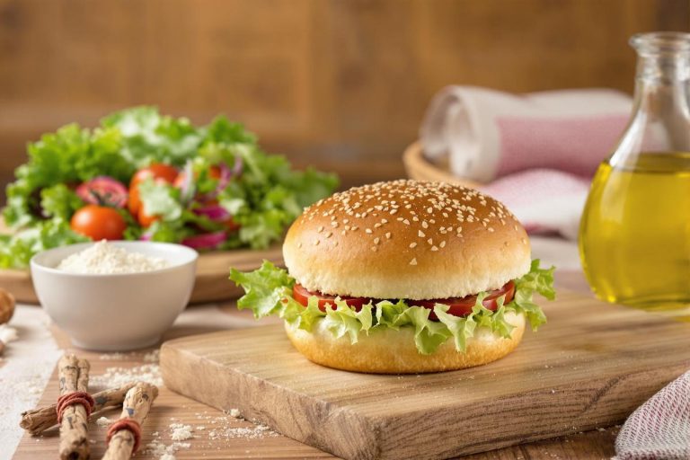 Recette pain burger sans gluten : facile et savoureuse